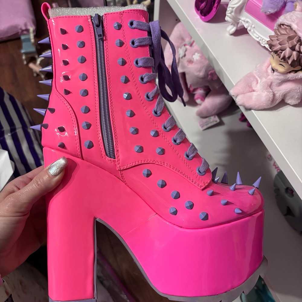 YRU neon pink night terror boots - image 5