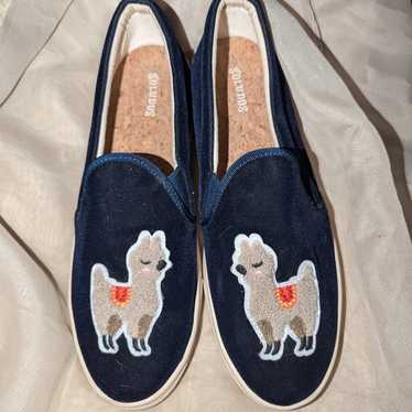 Soludos llama slip-ons