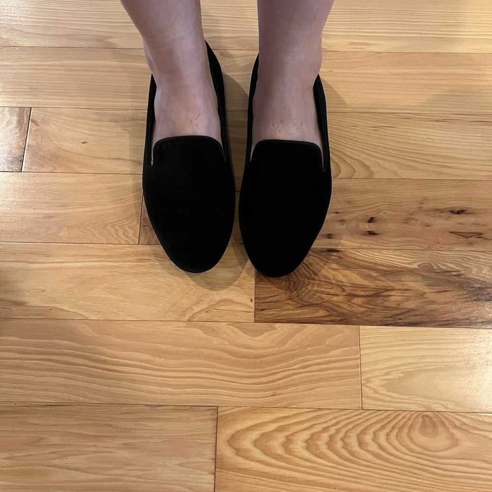 Women’s vegan velvet flats - image 8