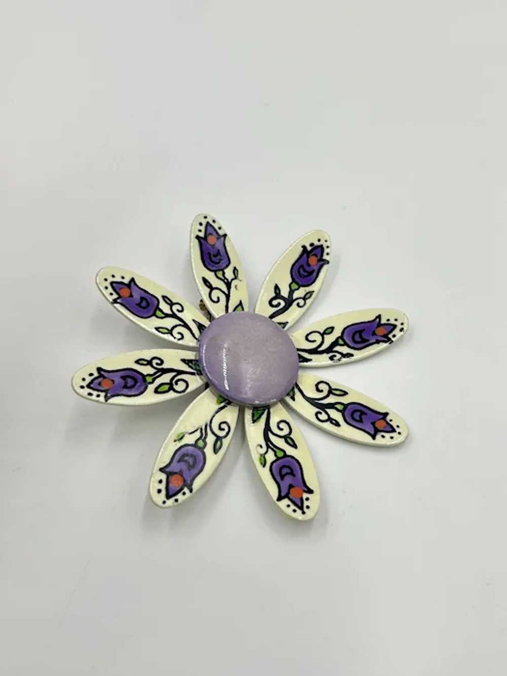 Handpainted Daisy Flower Pin Brooch with Purple C… - image 2