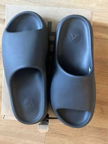 Adidas × Yeezy Season Yeezy Slide