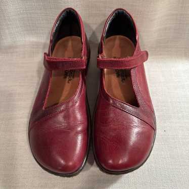 naot mary jane red burgundy