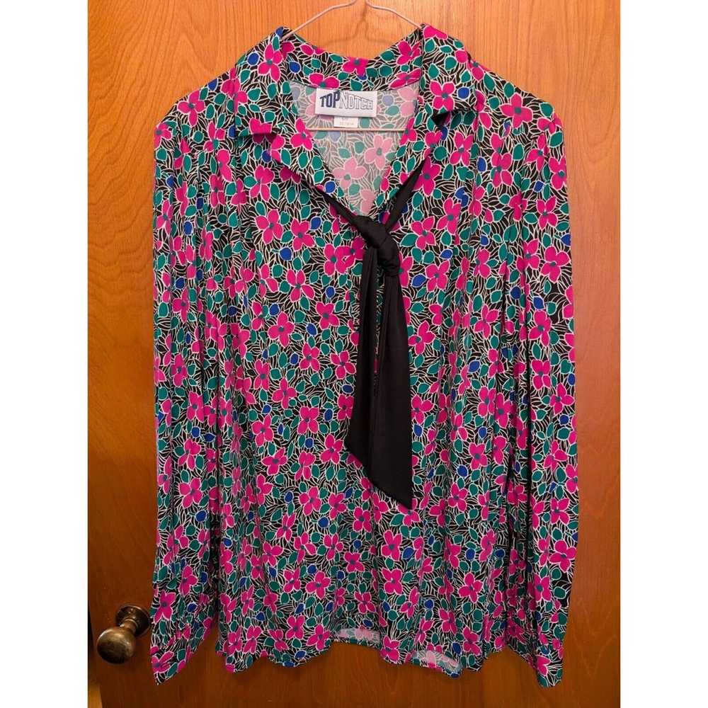 Women's Vintage Top Notch Plus LS Blouse V-Neck F… - image 1