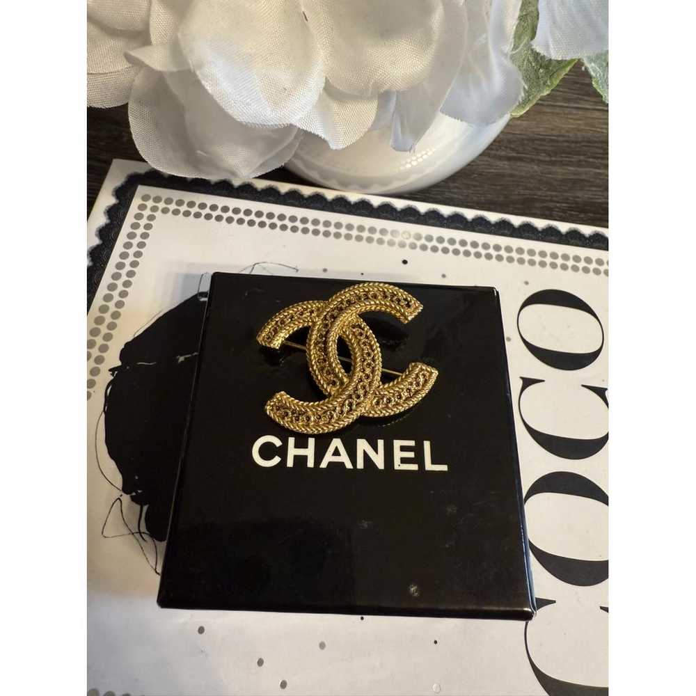 Chanel Cc pin & brooche - image 8