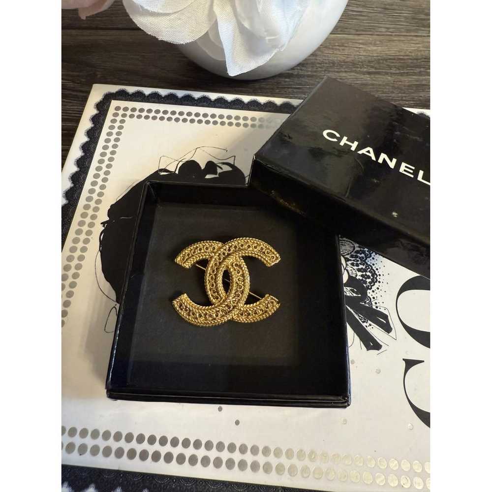 Chanel Cc pin & brooche - image 9