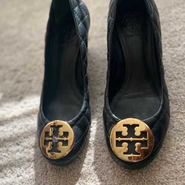 Tory Burch leather pump