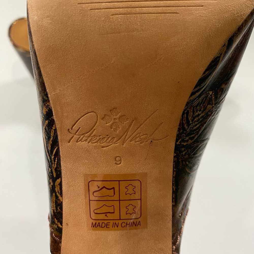 Patricia Nash Ruffina Brown Gold Mules Size 9 - image 3