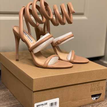 Steve Madden Brynlee Nude Heels 6.5 - image 1