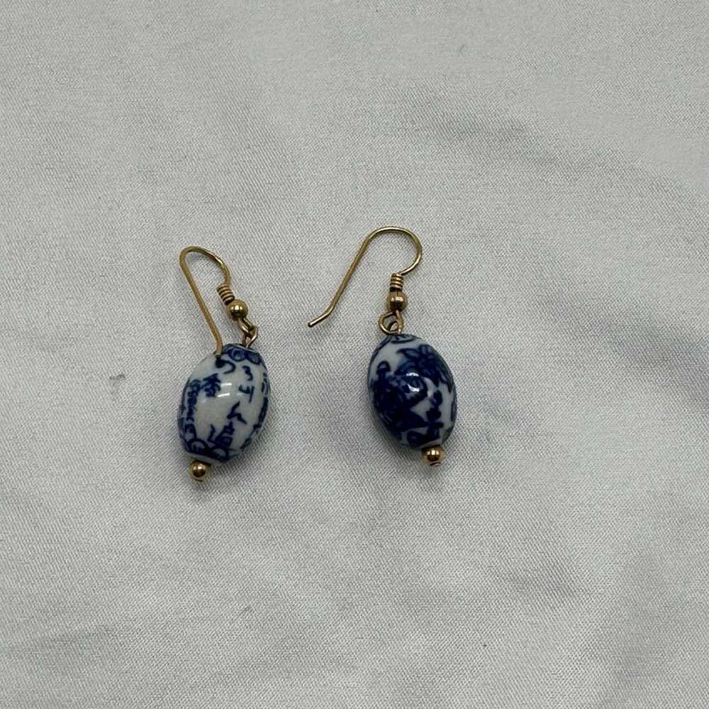 NBDN Nobrandedon VTG porcelain blue and white ear… - image 2