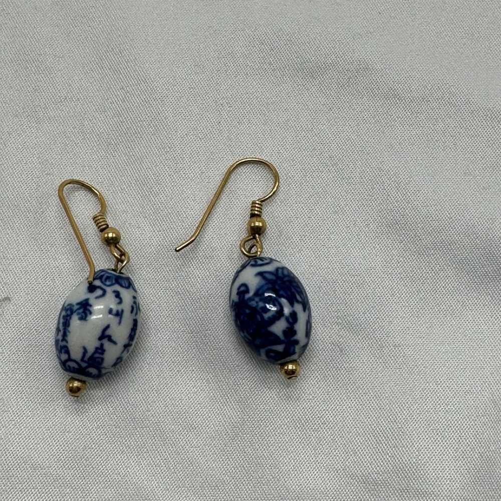 NBDN Nobrandedon VTG porcelain blue and white ear… - image 3