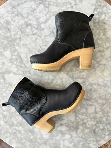 No. 6 Pull on Shearling Clog Boot on Mid Heel (39)