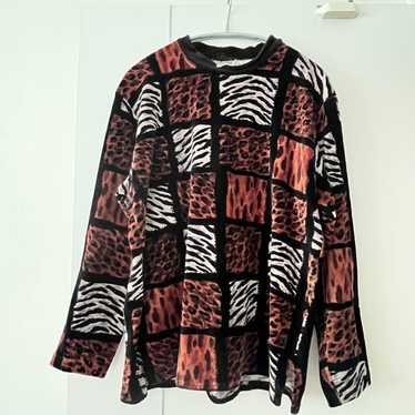 Vintage animal print cut and sewn top