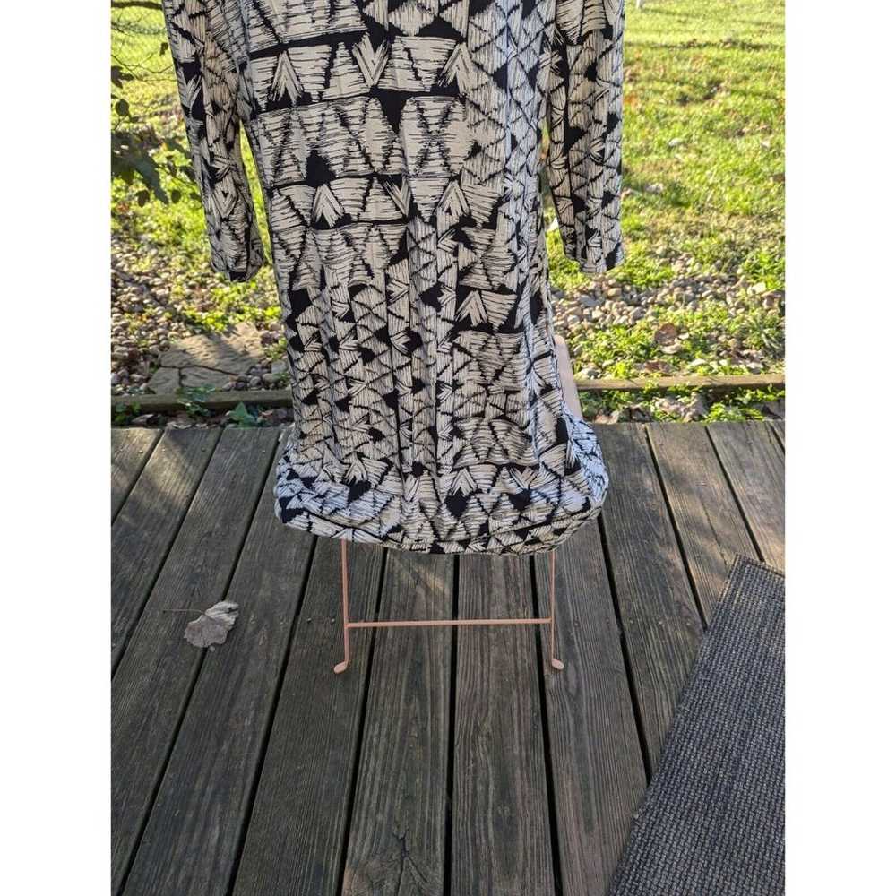 Chicos Cute Pattern Shift Dress Blk/Wht Rayon Ble… - image 3