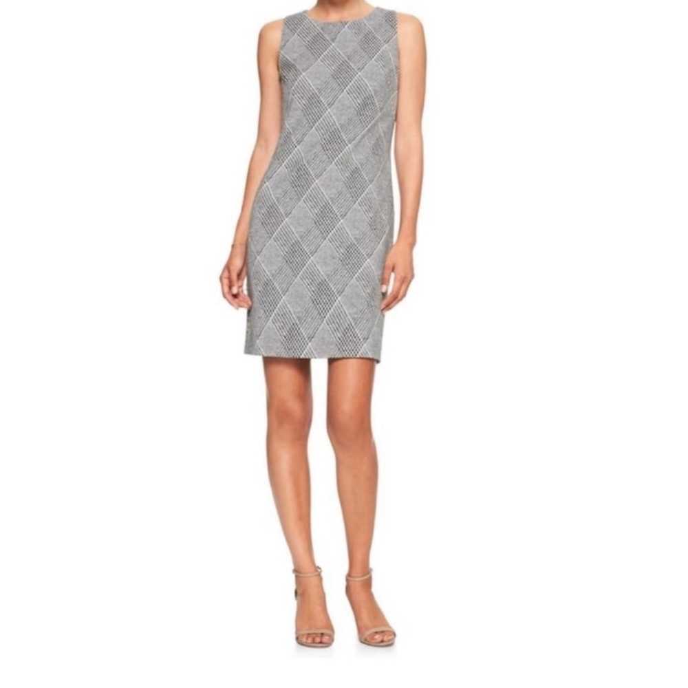 Banana Republic Dress Plaid Shift Dress Gray, Bla… - image 4