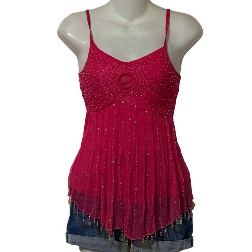 Hot pink beaded 2000s tank top with beaded accents - image 1