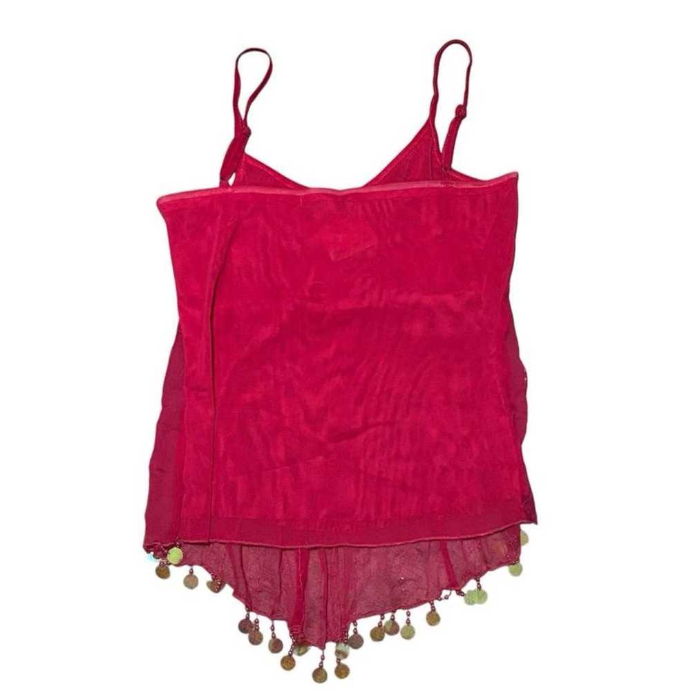 Hot pink beaded 2000s tank top with beaded accents - image 3