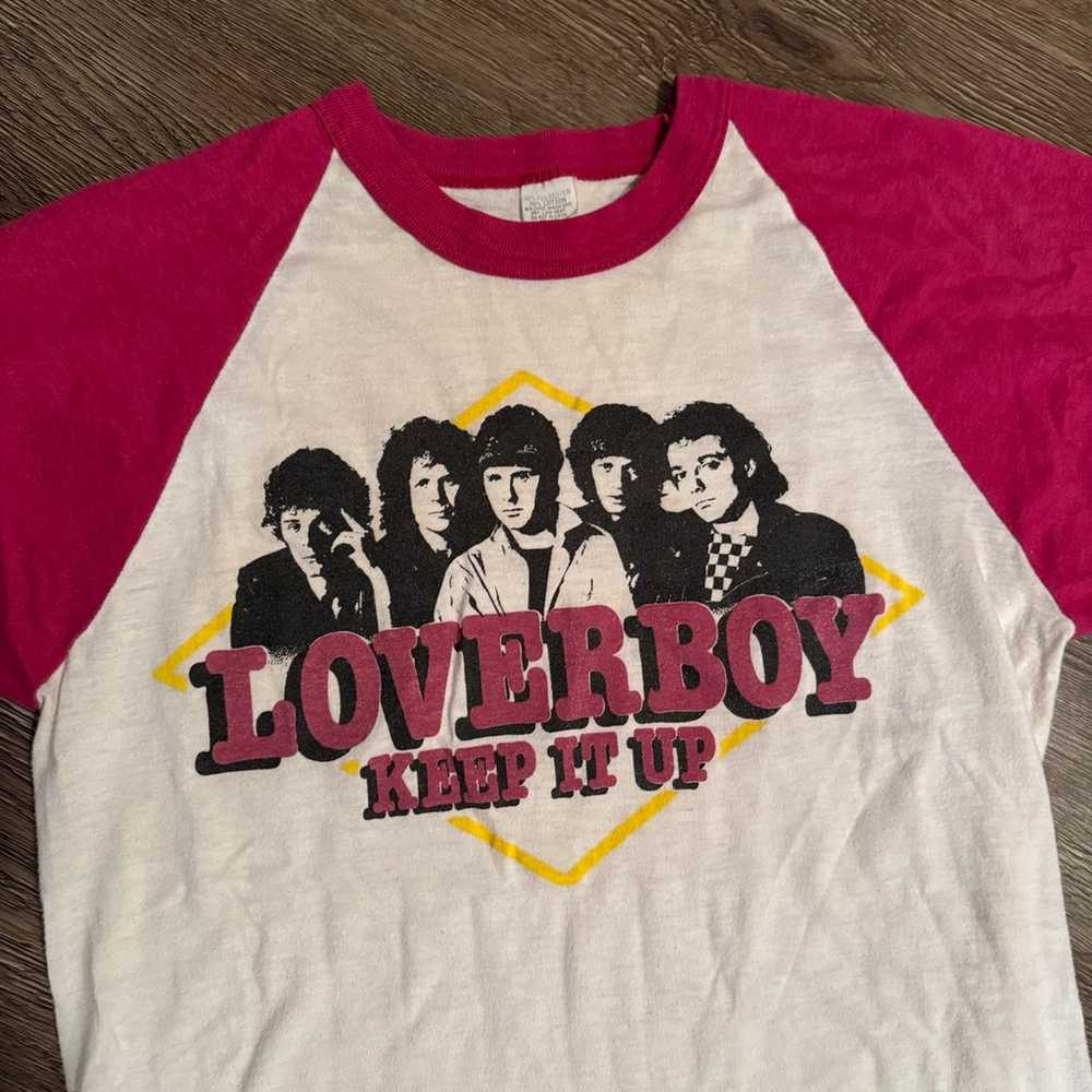 Vintage LOVERBOY KEEP IT UP T-shirt size M - image 2