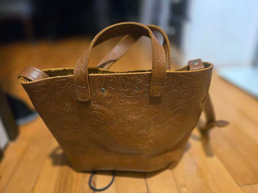 Portland Leather 'Almost Perfect' Mini Crossbody - image 4