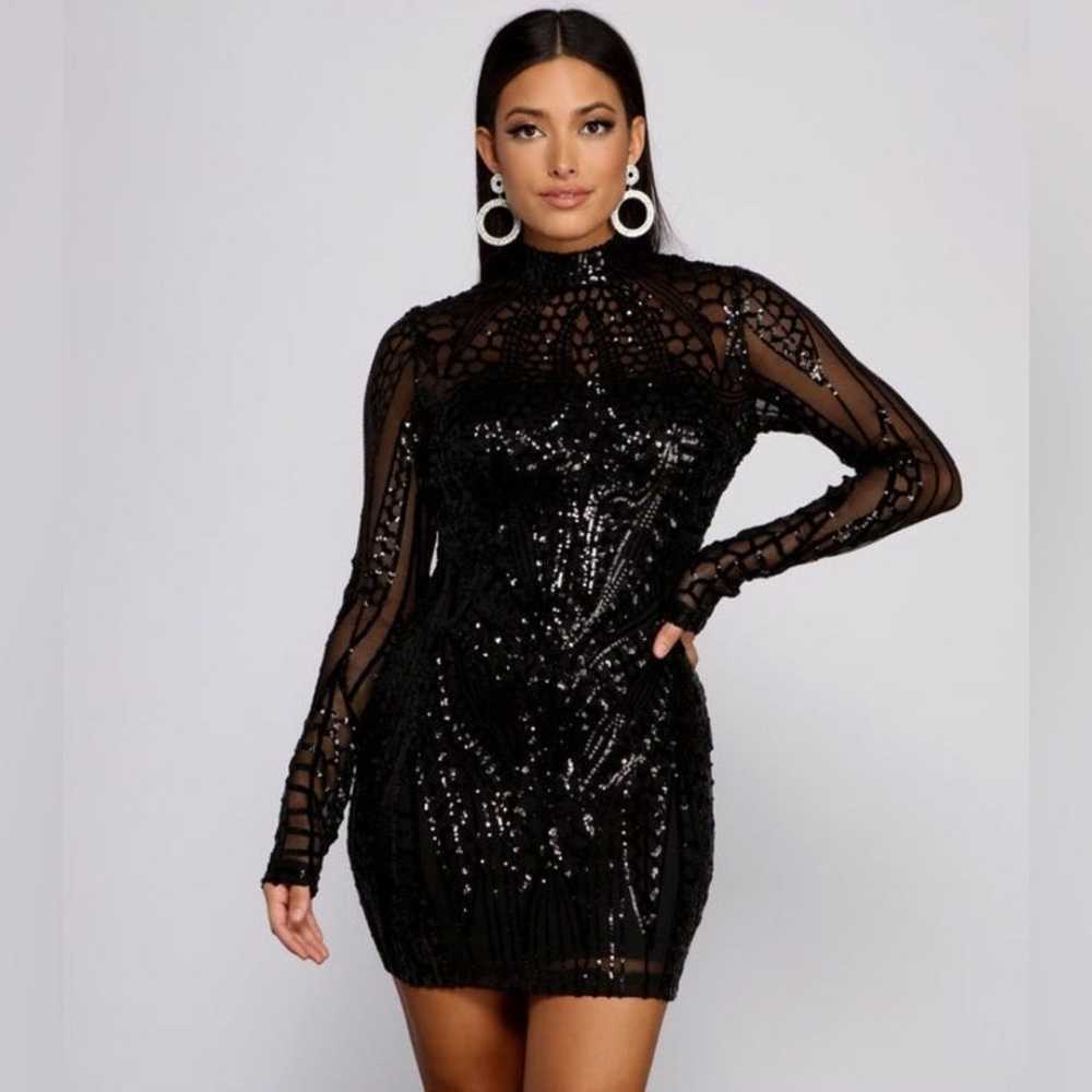 Windsor Bring The Drama Sequin Mini Black Lined L… - image 2