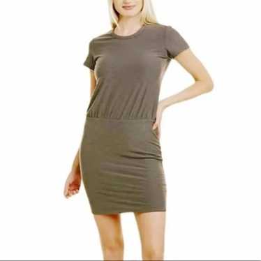 Standard James Perse olive green short sleeve cott