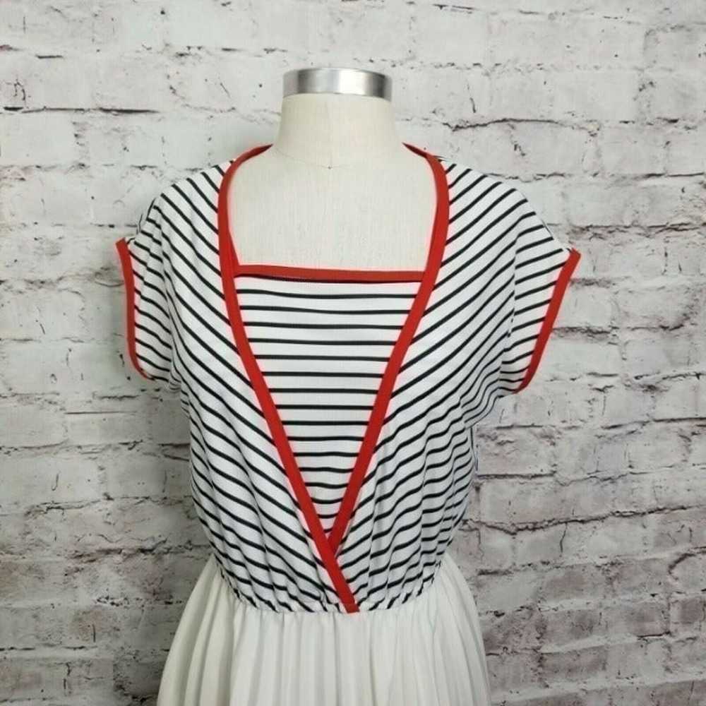 Vintage 70s Vicky Vaughn Striped Pleated - image 2