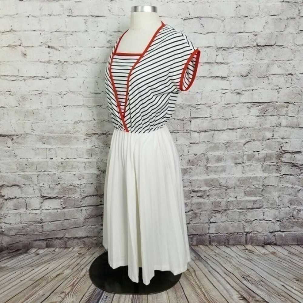 Vintage 70s Vicky Vaughn Striped Pleated - image 6