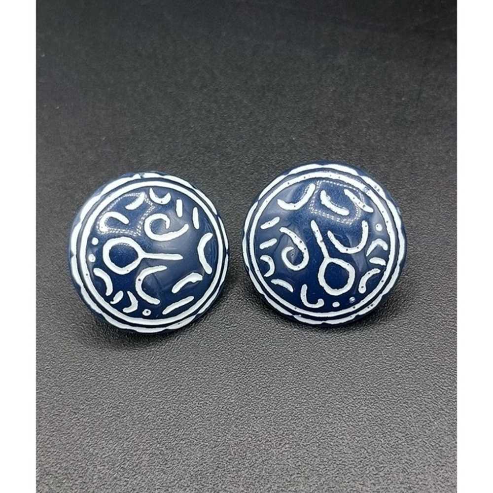 Vintage Abstract Navy & White Button Stud Earrings - image 3