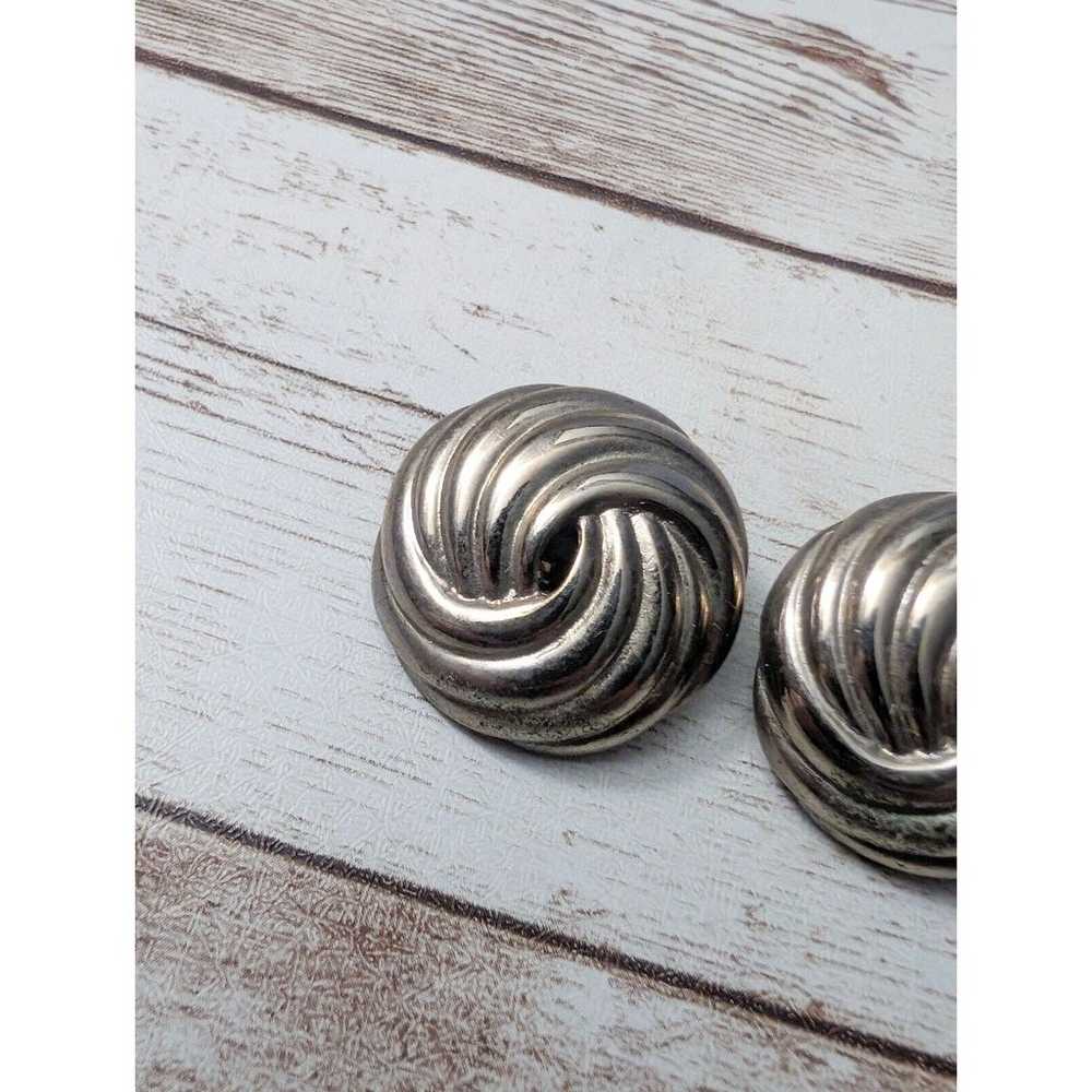 Vintage Clip On Earrings - 1" Aged Silver Tone Ci… - image 4