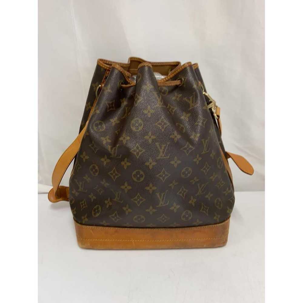 Louis Vuitton Noé cloth handbag - image 2