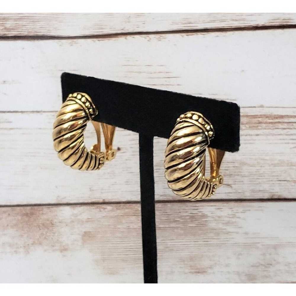 Vintage Clip On Earrings Chunky Statement Gold To… - image 1