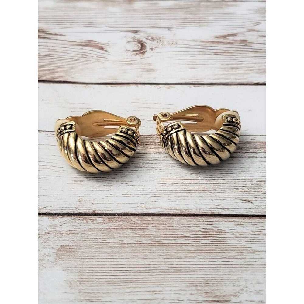 Vintage Clip On Earrings Chunky Statement Gold To… - image 3