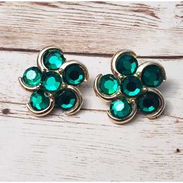 Vintage Clip On Earrings Large Green Gem Flower S… - image 1