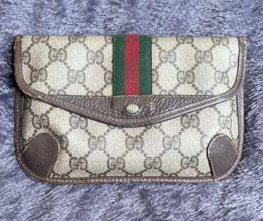 Gucci GG supreme clutch - image 1