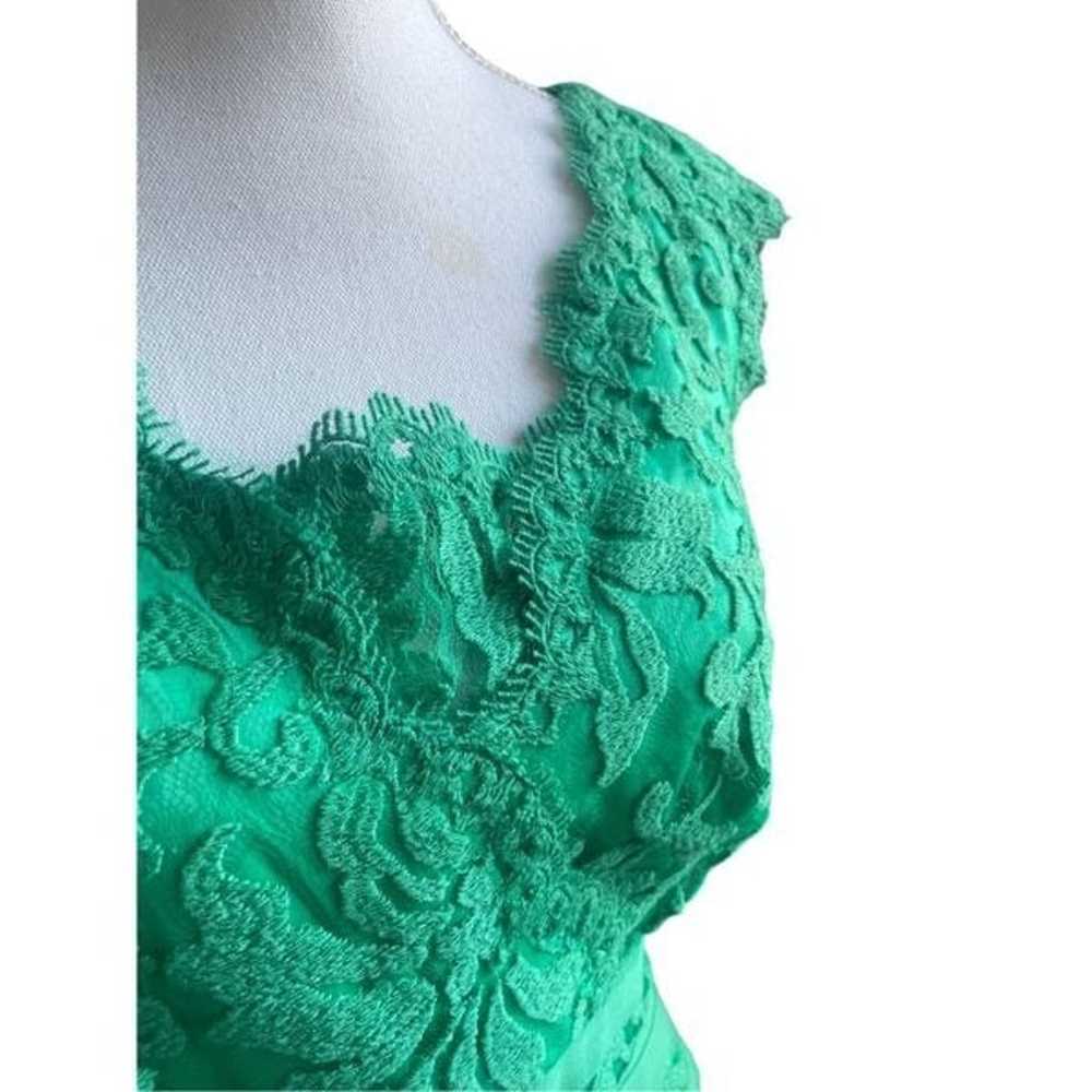 Tadashi Shoji Green V Neck Lace Cocktail Knee len… - image 3