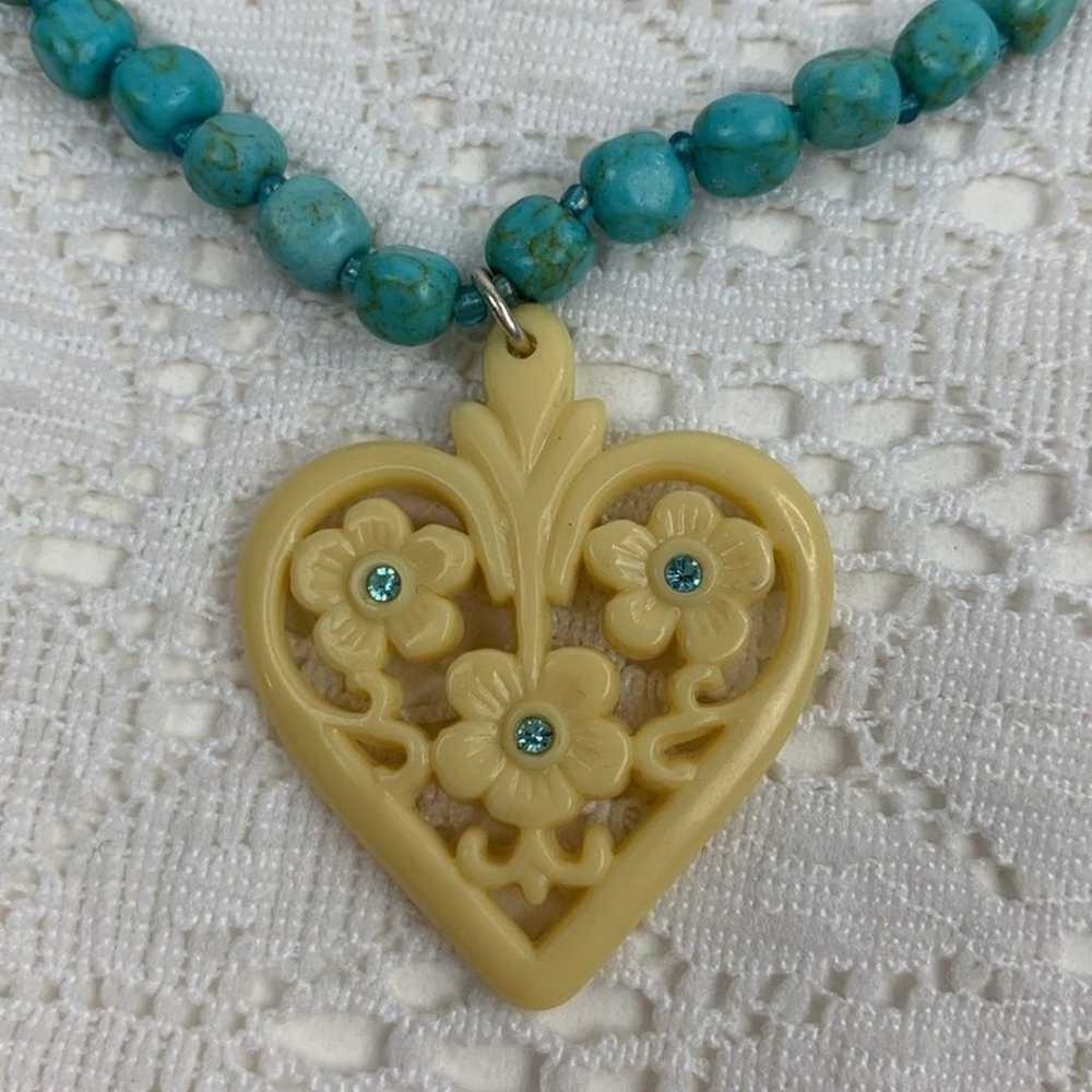 Vintage AVON beaded Heart Turquoise Necklace Blue… - image 3