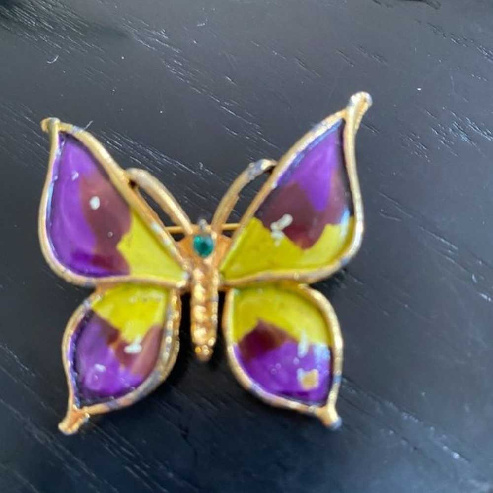 VIntage Butterfly and Bird gold-tone brooches - image 2