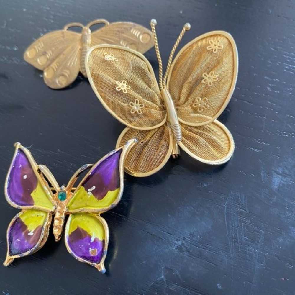 VIntage Butterfly and Bird gold-tone brooches - image 3