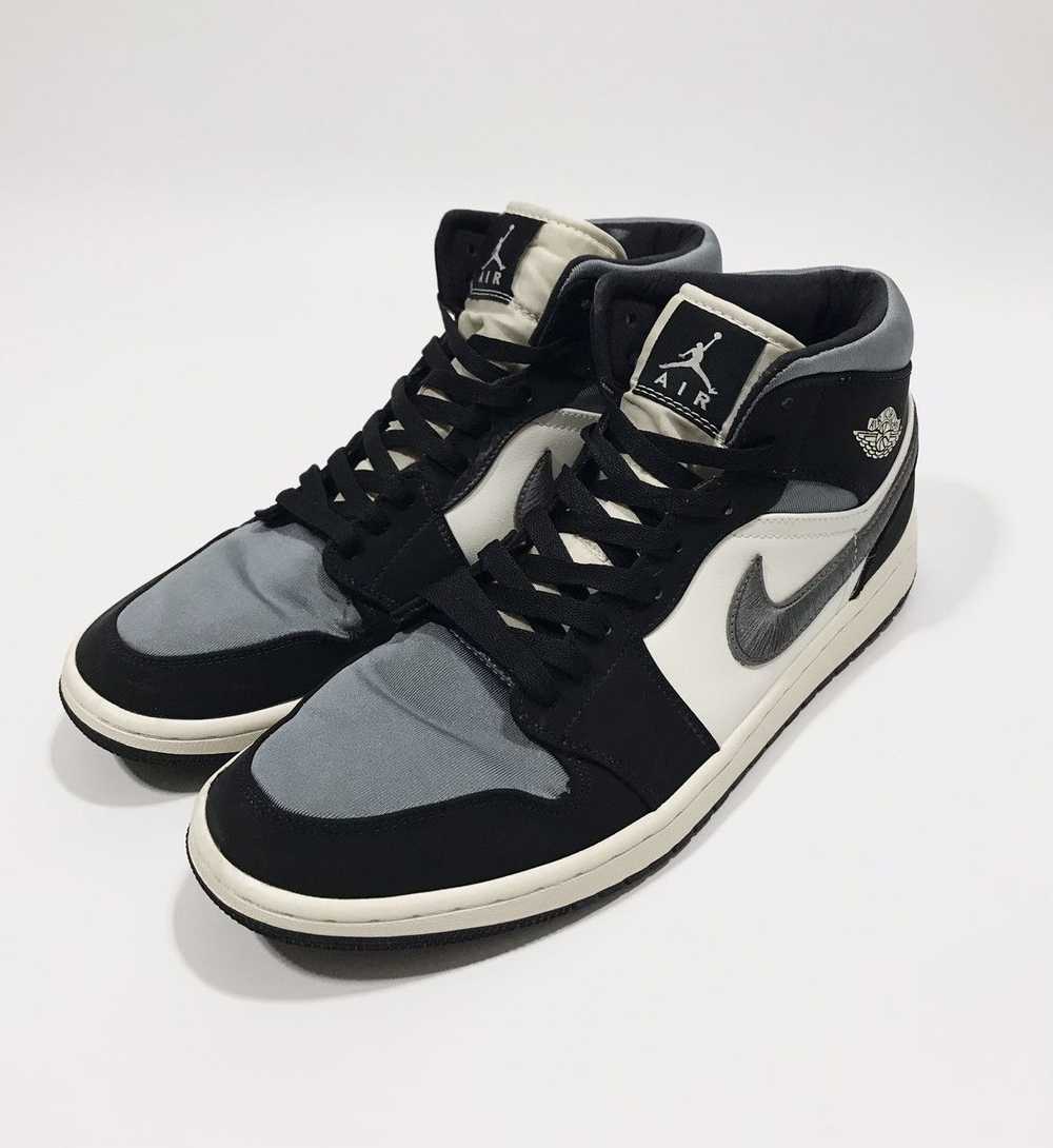 Jordan Brand × Nike Air Jordan 1 Mid Satin Grey T… - image 2