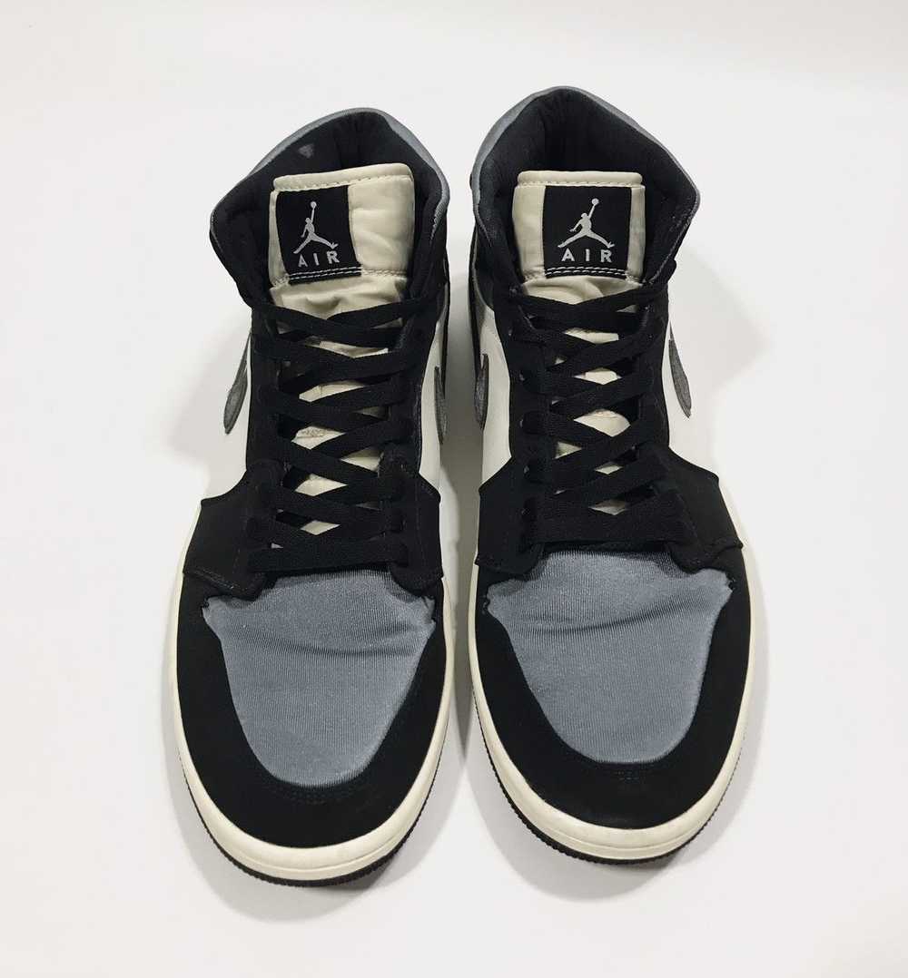 Jordan Brand × Nike Air Jordan 1 Mid Satin Grey T… - image 3