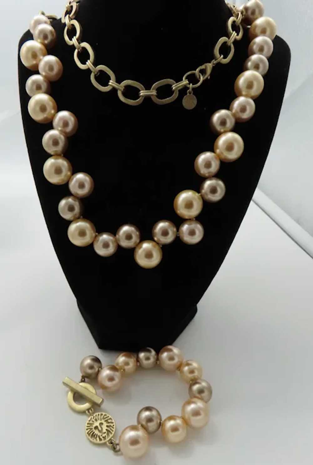 Anne Klein Faux Pearl Necklace & Bracelet Set Gol… - image 2