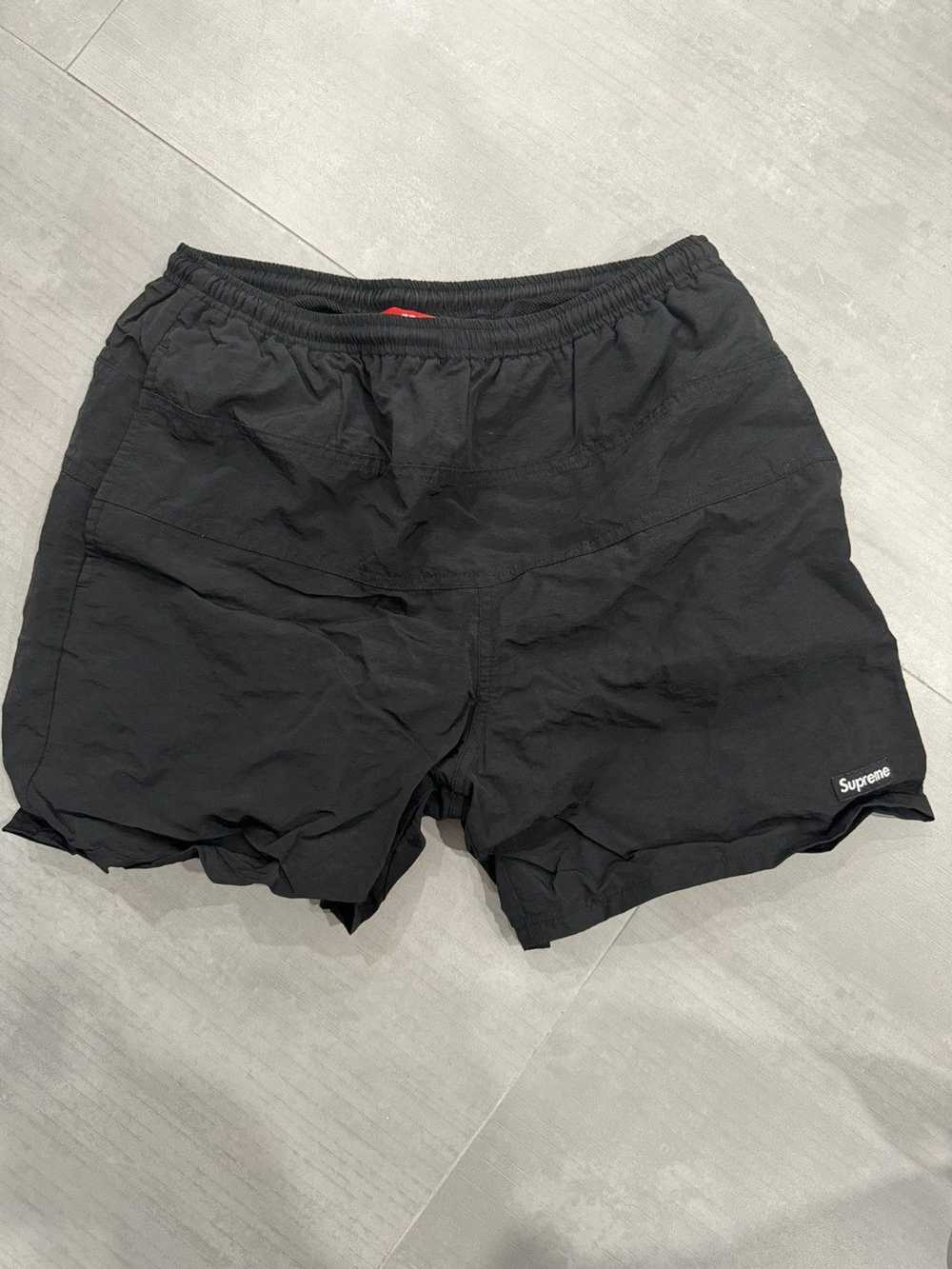 Supreme Supreme Split Logo Water Short Black Small - image 2