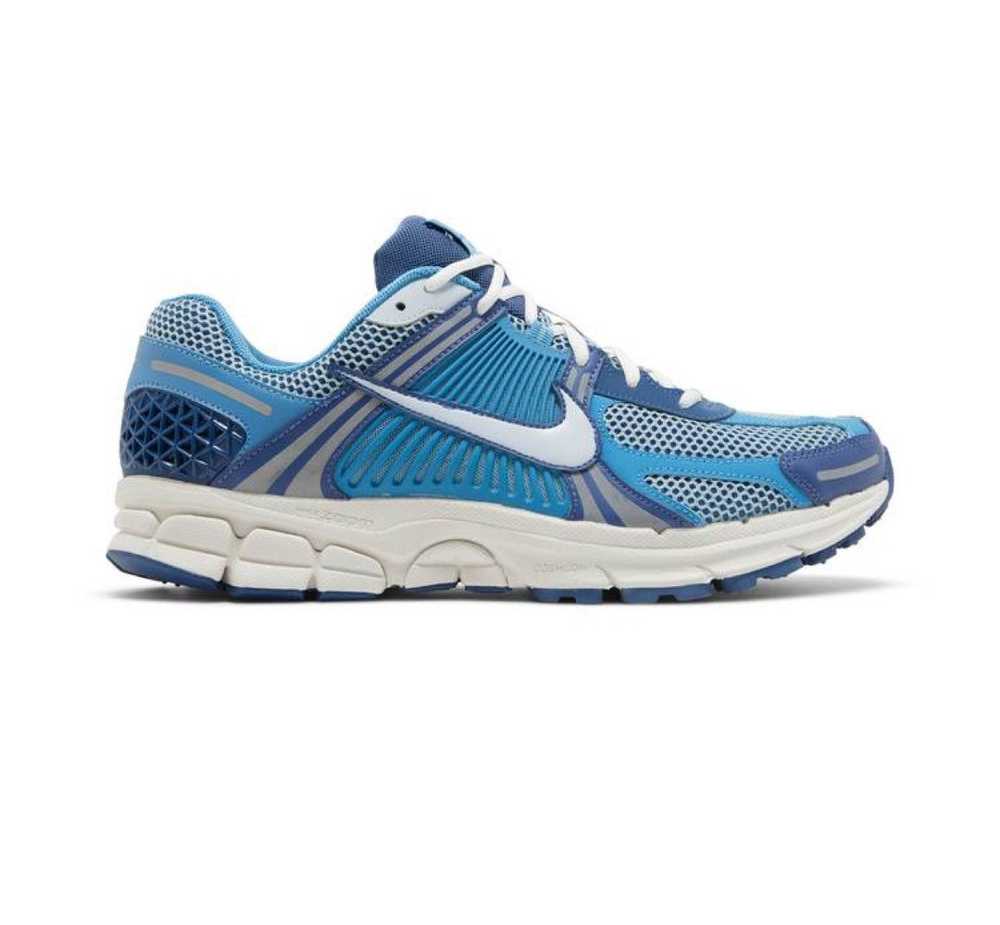 Nike NIKE Zoom Vomero 5 - WORN BLUE - image 1