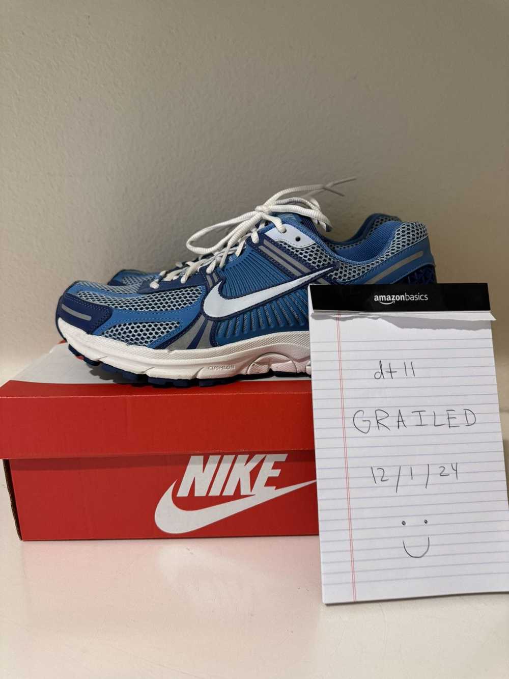 Nike NIKE Zoom Vomero 5 - WORN BLUE - image 2