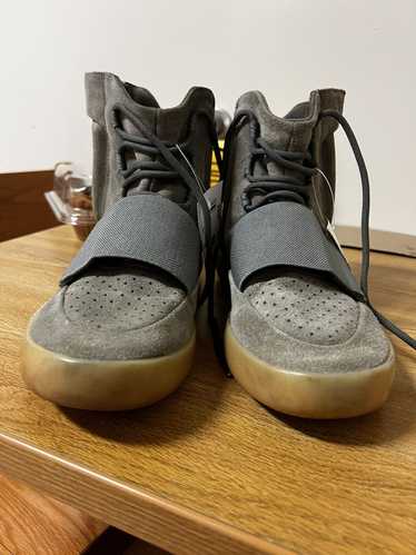 Adidas × Yeezy Season Yeezy Boost 750 Grey Gum