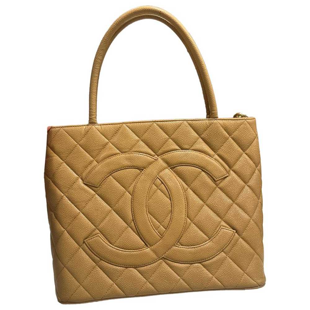 Chanel Médaillon leather tote - image 1