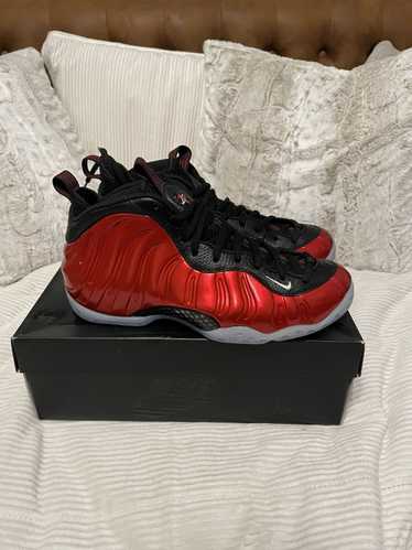 Nike Nike Air varsity Red foamposite sneaker 2023