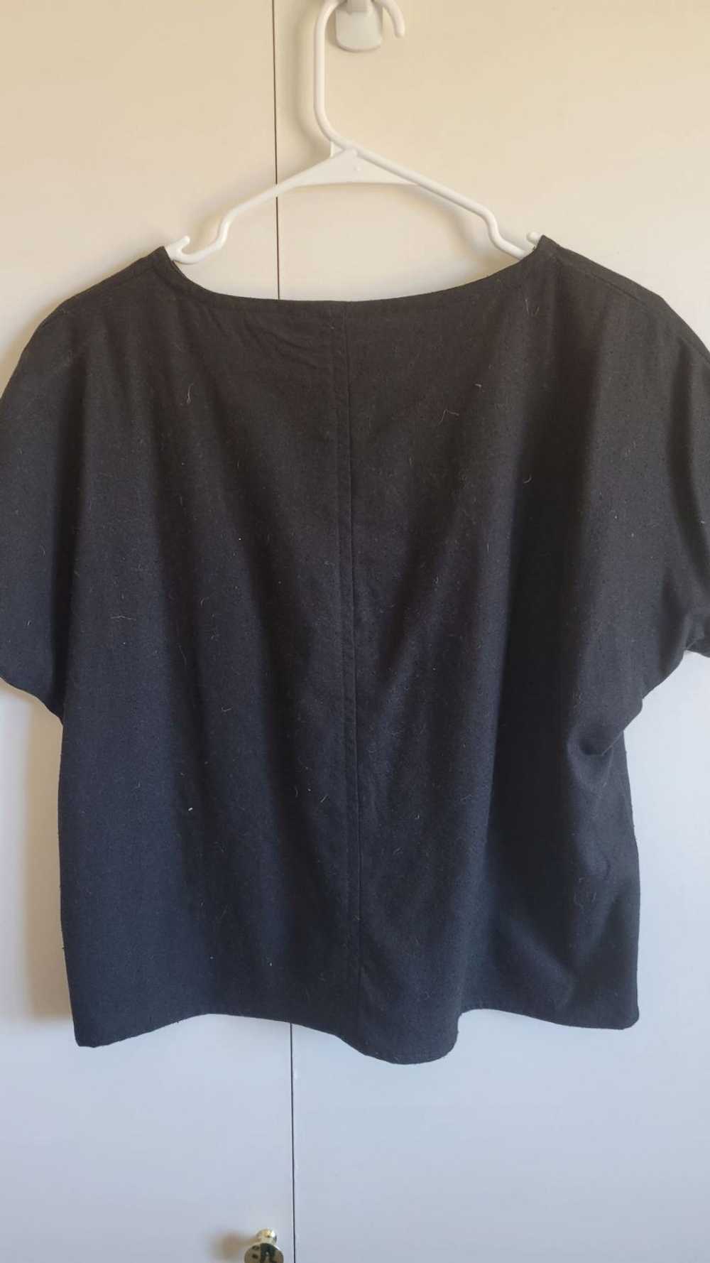 Two Fold Clothing Krissy Tee (S) | Used, Secondha… - image 2