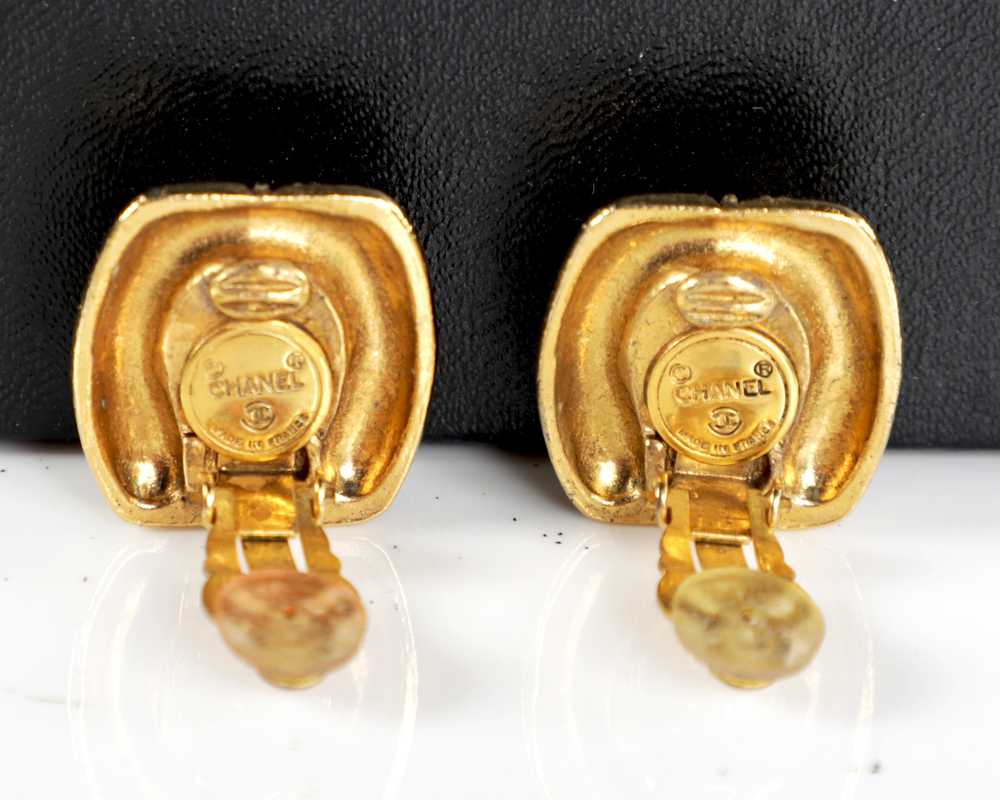 Vtg 90s CHANEL Hexagon Rhinestone Gold Frame Clip… - image 3