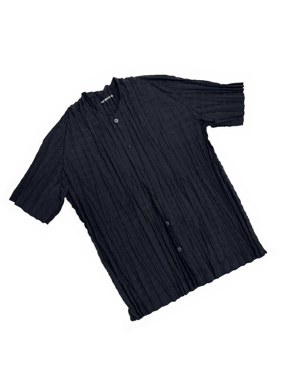 Issey Miyake Men pleated short sleeve shirt - image 1