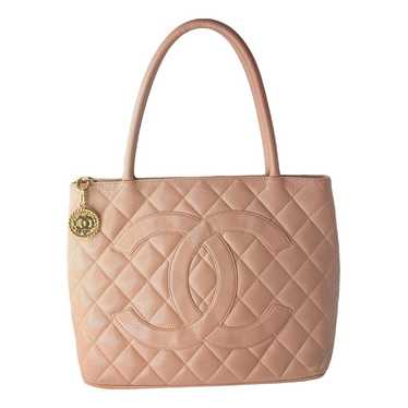 Chanel Médaillon leather tote